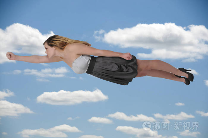 在天上飞的女人