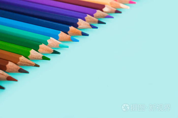蜡笔背景彩色铅笔