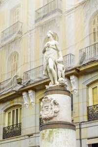 Mariblanca 雕像, 太阳门广场, 马德里