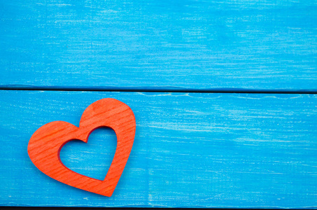 红色木心在蓝色背景, 情人节, 概念爱情概念爱