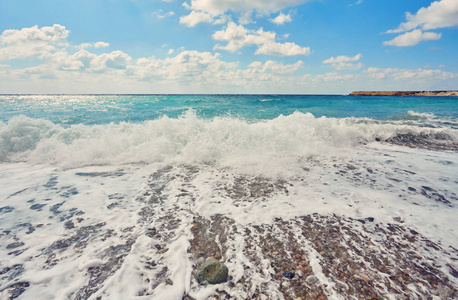 风暴海和宽传播的波浪, 塞浦路斯