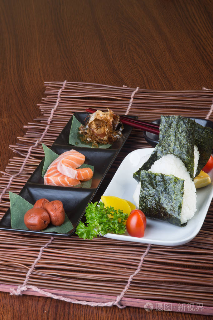 日本料理。饭团或米饭的背景