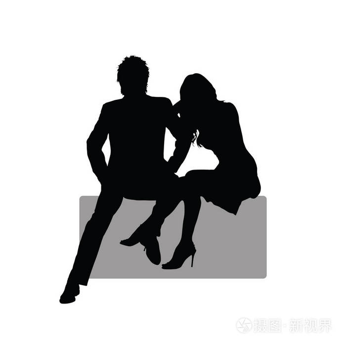 坐在岩石黑色剪影的夫妇