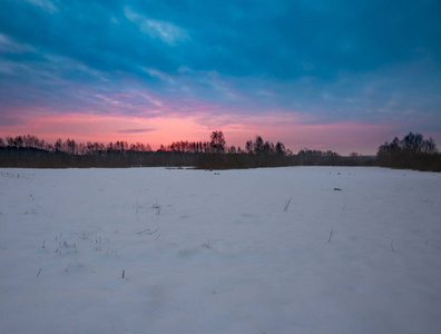 长期曝光拍摄的冬季景观