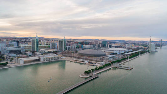 城市的物种里斯本世博会区.城市现代设计建筑区.里斯本的新建筑.