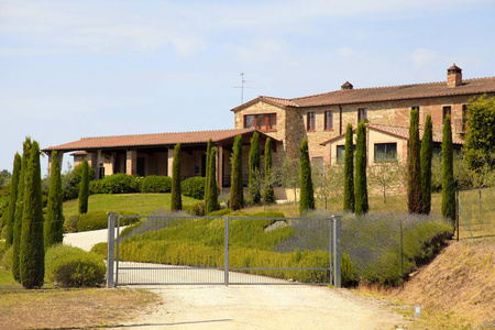 典型的乡村托斯卡纳风景与房子, 意大利