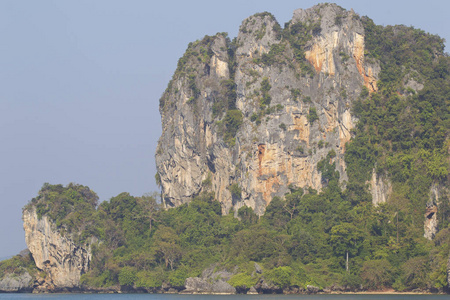 泰国克拉比特拉伊半岛的岩石