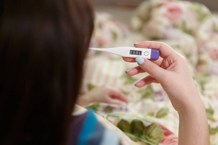 体温测量处图片
