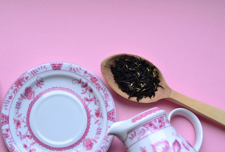 茶叶木勺及陶瓷茶具