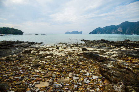泰国热带海岸美丽的海洋景观