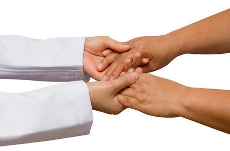 医生的手触摸和握住病人的手，概念帮助