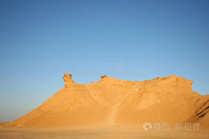 驼峰岩景