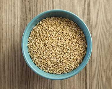 去皮麦粒图片.照片