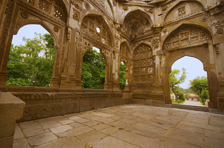 雅米清真寺 清真寺 的一个大圆顶的内部看法, 教科文组织保护 ChampanerPavagadh 考古学公园, 古吉拉特