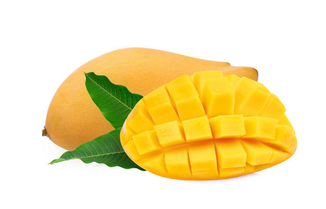 全熟芒果果在白色背景下分离照片