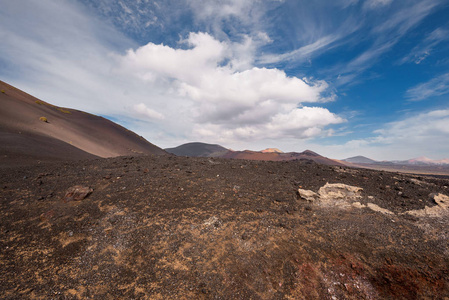 神奇的火山景观和熔岩沙漠在 Timanfaya 国家公园, 兰萨罗特, 加那利群岛, 西班牙