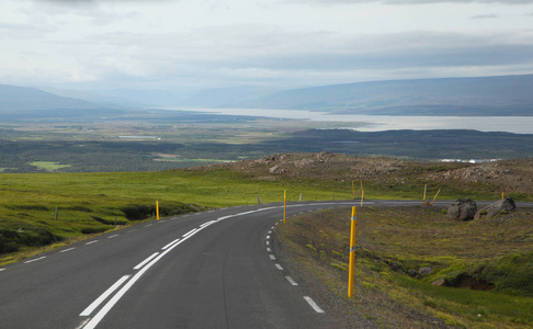 冰岛路与云彩