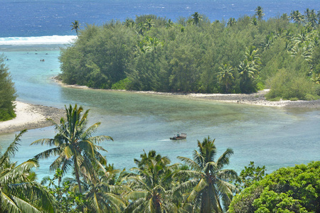 穆里泻湖在拉罗通加库克群岛的空中景观观