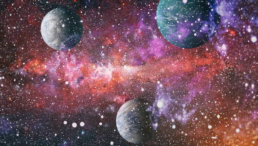 爆炸超新星。明亮的星状星云。遥远的星系。抽象图像。这幅图像的元素由美国宇航局提供。