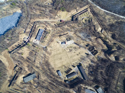 卢西诺在波兰吉西科(前东普鲁士德国卢埃岑)星型博恩据点的鸟瞰图照片