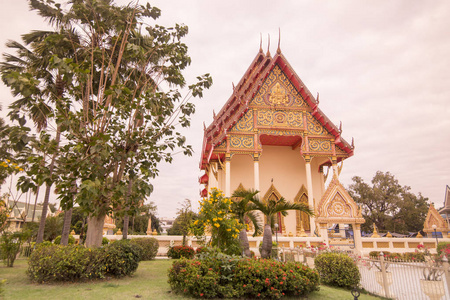 沃特Klang在城市中心的Buriram在伯里拉姆省在伊桑在泰国东北部。泰国，Buriram，2017年11月。