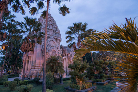 城市支柱神殿在城市中心的布里拉姆省的布里拉姆在伊桑在泰国东北部。泰国，Buriram，2017年11月。