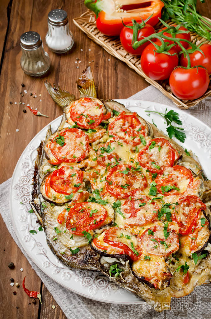 蔬菜干酪烤鱼照片-正版商用图片11qkv7-摄图新视界