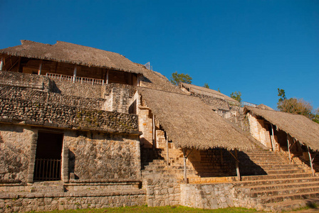 在克朗 Balam 雄伟的废墟。克朗 Balam 是一个尤卡坦玛雅考古遗址在 Temozon 市, 尤卡坦半岛, 墨西哥