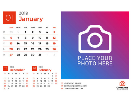 2019年1月的日历。矢量设计打印模板与地方的照片和公司徽标。星期从星期日开始。3月在页