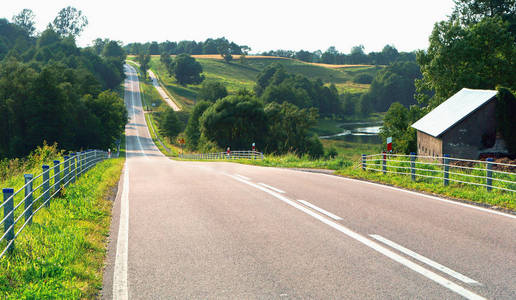长路,延伸公路,一直往下走照片