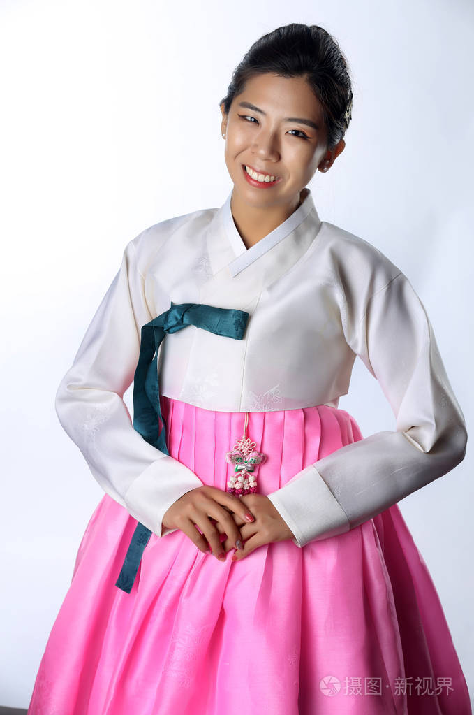 韩服传统的朝鲜族服饰的女人