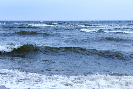 春天波罗的海沿岸美丽的海景。