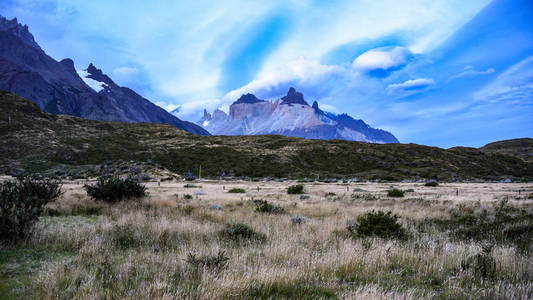 奎诺校长和瓦莱弗朗西斯，托雷斯德尔潘恩国家公园。智利巴塔哥尼亚