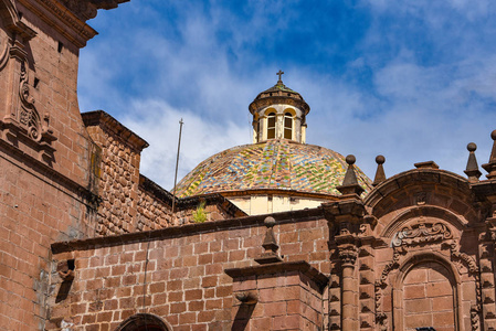 秘鲁库斯科主要广场上的耶稣会教会，耶稣会教会