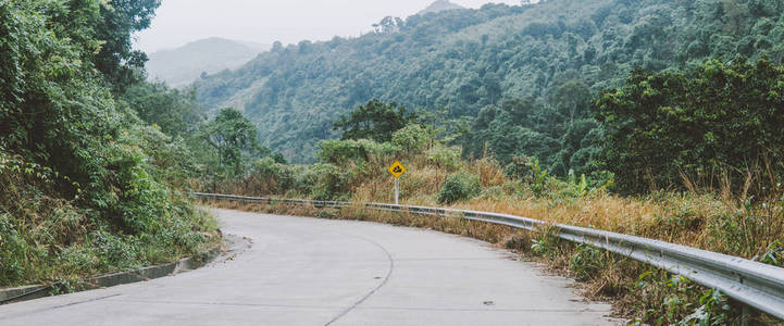 泰国山区道路概况