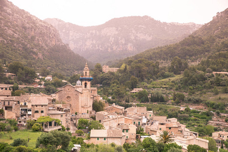 西班牙马洛卡风景优美的老山村