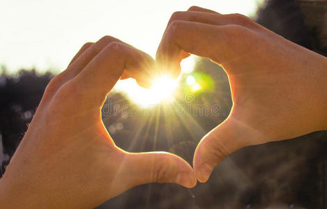 手心阳光照片