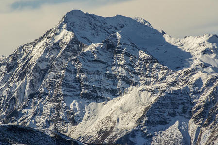 法国比利牛斯山脉古莱特的雪山和岩石