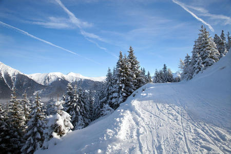 雪山滑雪场