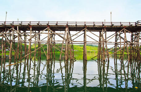 utamanusorn桥或morn桥，泰国