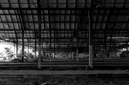 旧废弃火车站