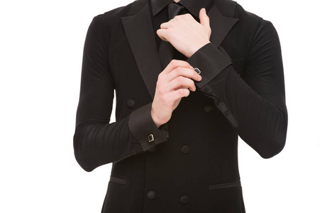 时尚男士手紧扣在衬衫或夹克上, 合上。老式的细节概念。适合与优雅的豪华细节作为袖扣, 白色背景的舞厅舞蹈