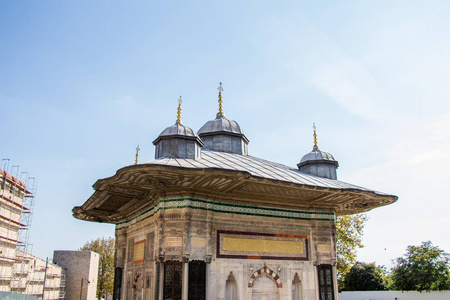 土耳其式奥斯曼风格古色古香的喷泉