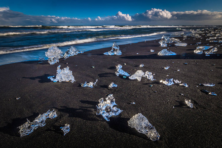 Jokulsarlon2018年5月5日Jokulsarlon冰岛附近钻石海滩的冰块。