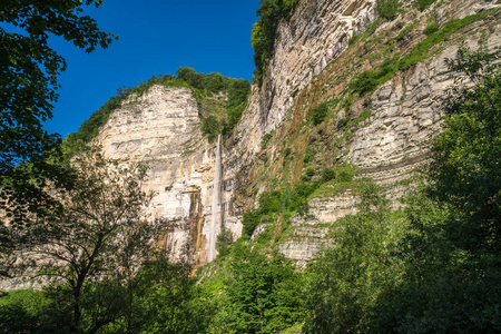 金奇卡瀑布靠近奥卡塞峡谷伊梅雷蒂格鲁吉亚。