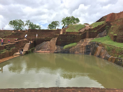 s swimming pool and garden on the top Sigiriya Rock Fortress, 5t