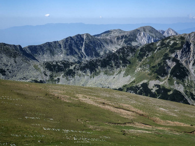 从攀登维伦峰到保加利亚皮林山的全景