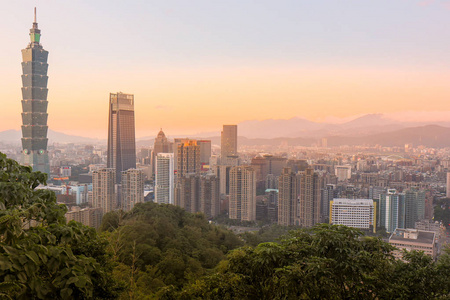 台北与台北101摩天大楼首都台湾