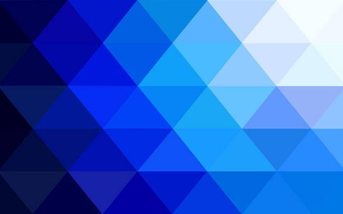 浅蓝色矢量多边形图，由三角形组成。 三角模式为您的业务设计。 几何背景折纸风格与梯度。