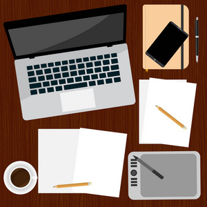 现代商务办公和工作空间笔记本电脑智能手机记事本笔记本纸日记和咖啡杯平面矢量插图的木制表面桌上现实工作场所组织的顶部视图。